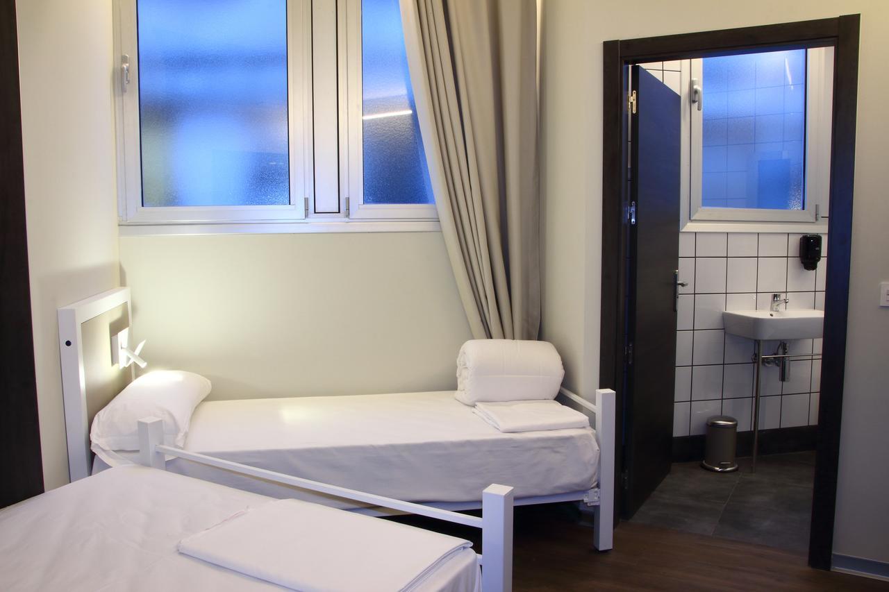 Poshtel Bilbao - Premium Hostel Exteriör bild