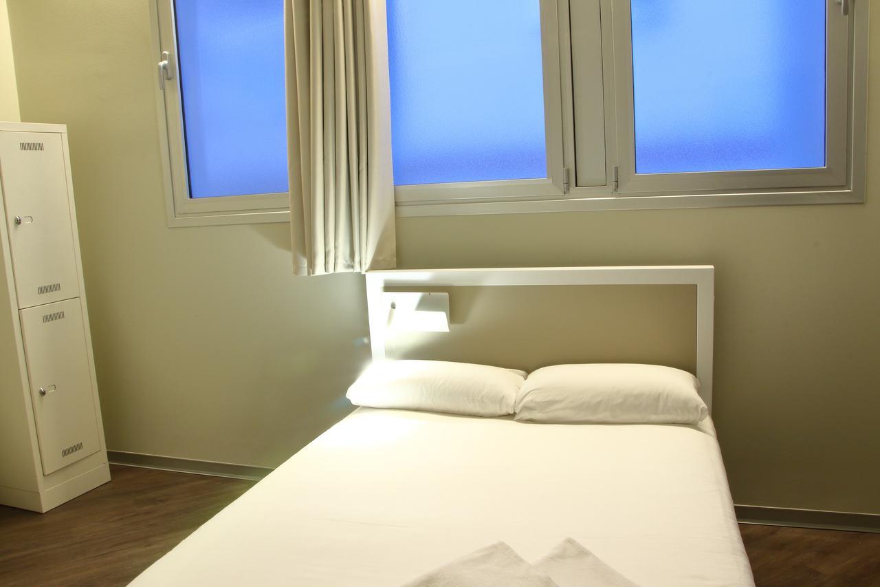 Poshtel Bilbao - Premium Hostel Exteriör bild